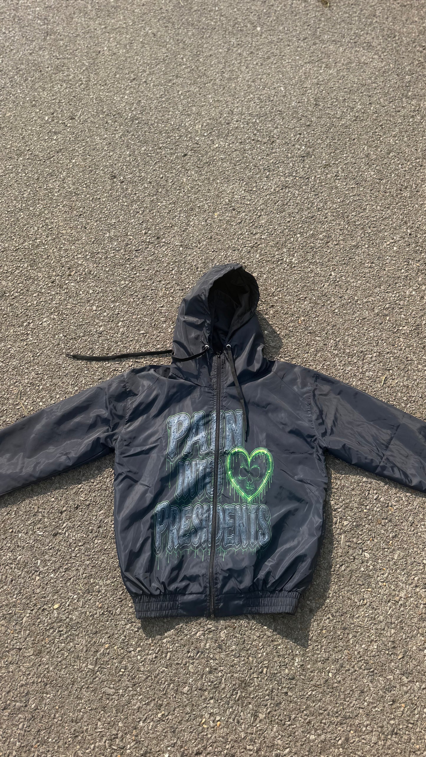 PAIN INTO PRESIDENTS WINDBREAKER SHORTS SET